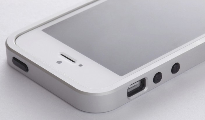 Freeform3 aluminum case is the perfect Bumper for iPhone 5