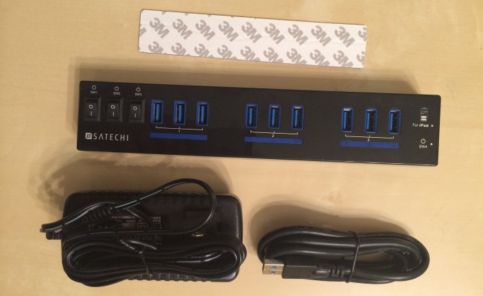 satechi 10 port powered usb hub with ipad support