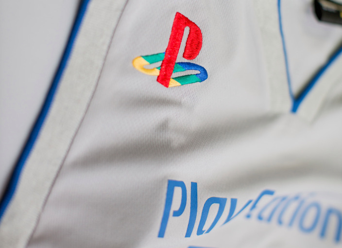 playstation-anniversary-limited-edition-1