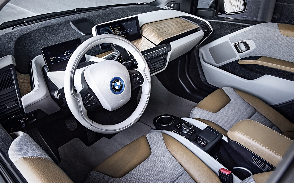 2014-BMW-i3-Front-Interior