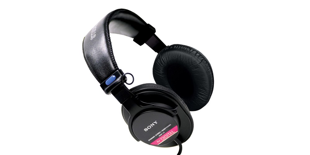 sony-mdr-v6-headphones-deal
