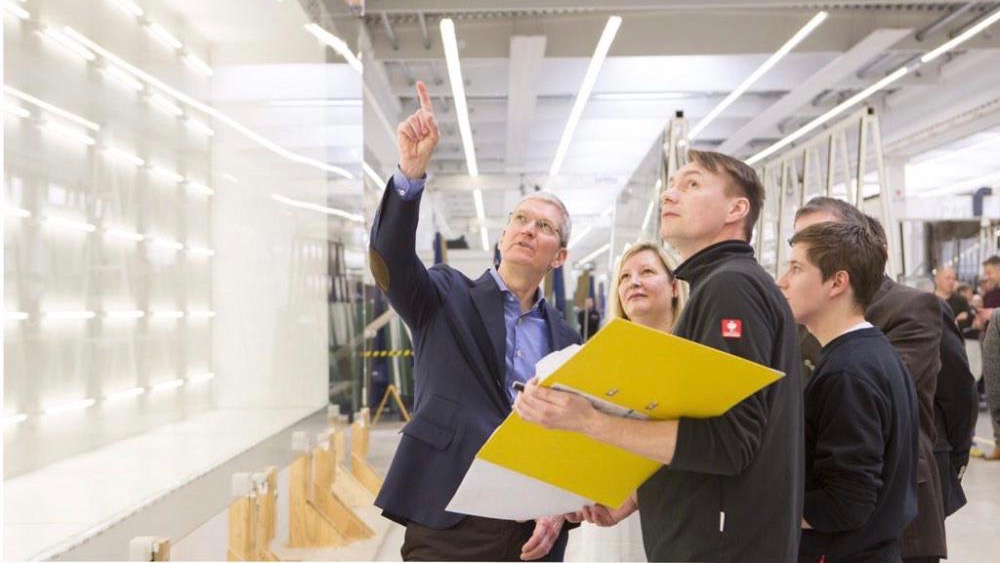 Tim Cook in Augsburg, Germany inspecting panels for Apple Campus 2