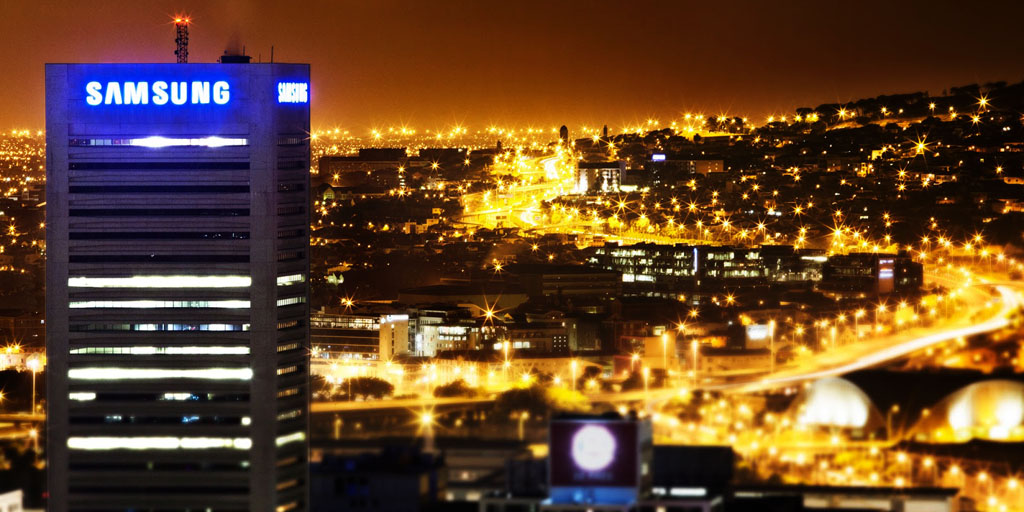 Samsung-building-night