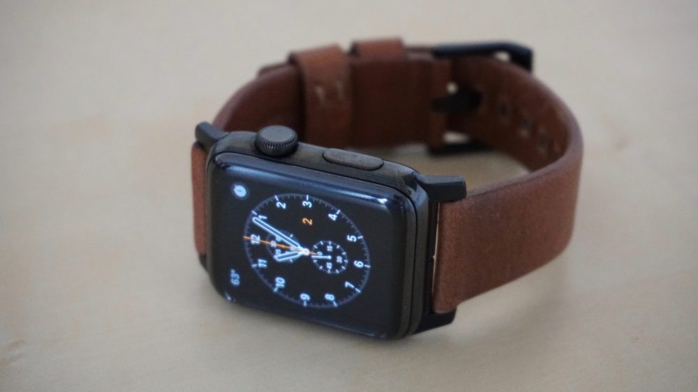 nomad-strap-for-apple-watch-2