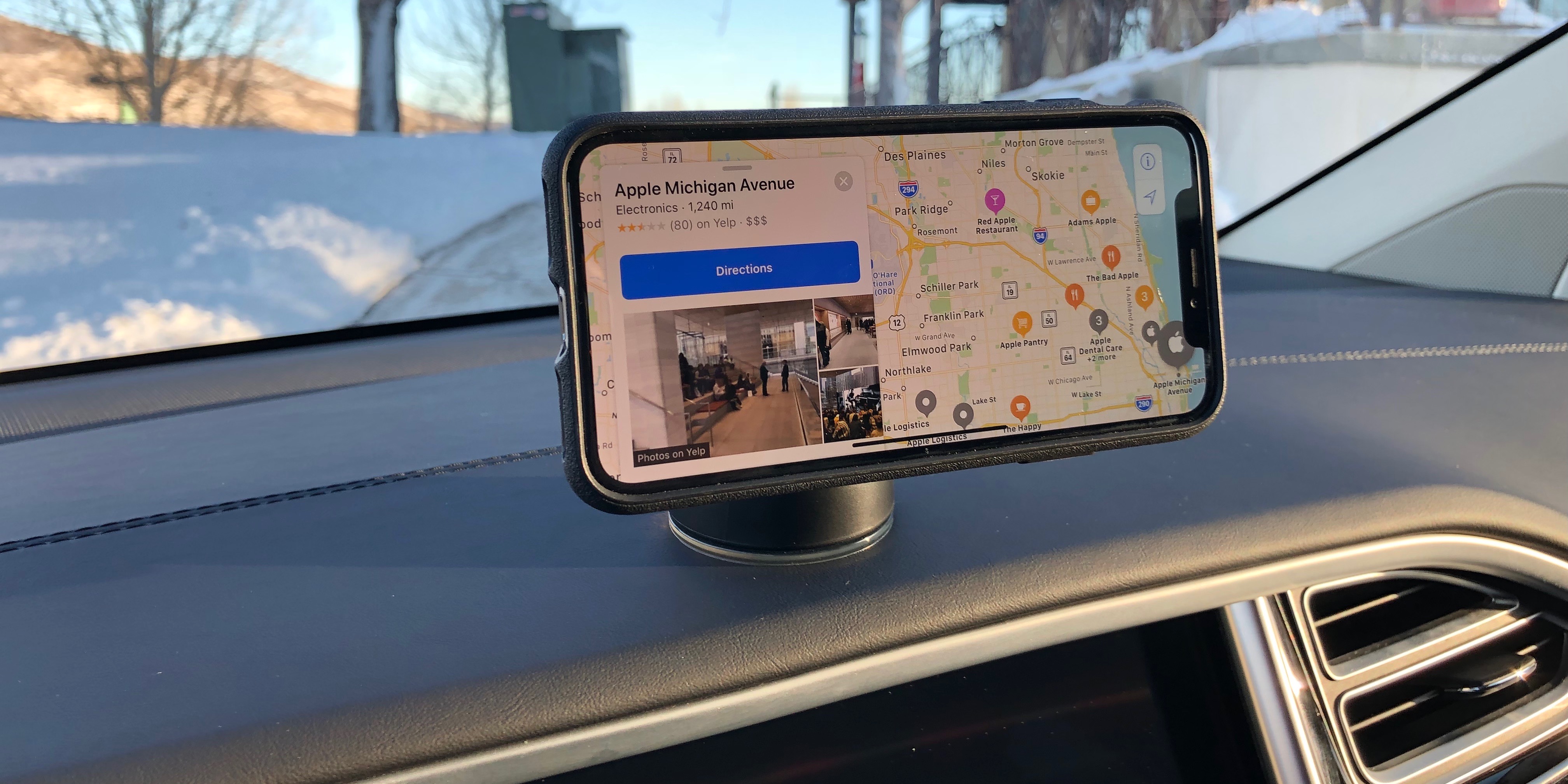 magnetic iPhone car mount