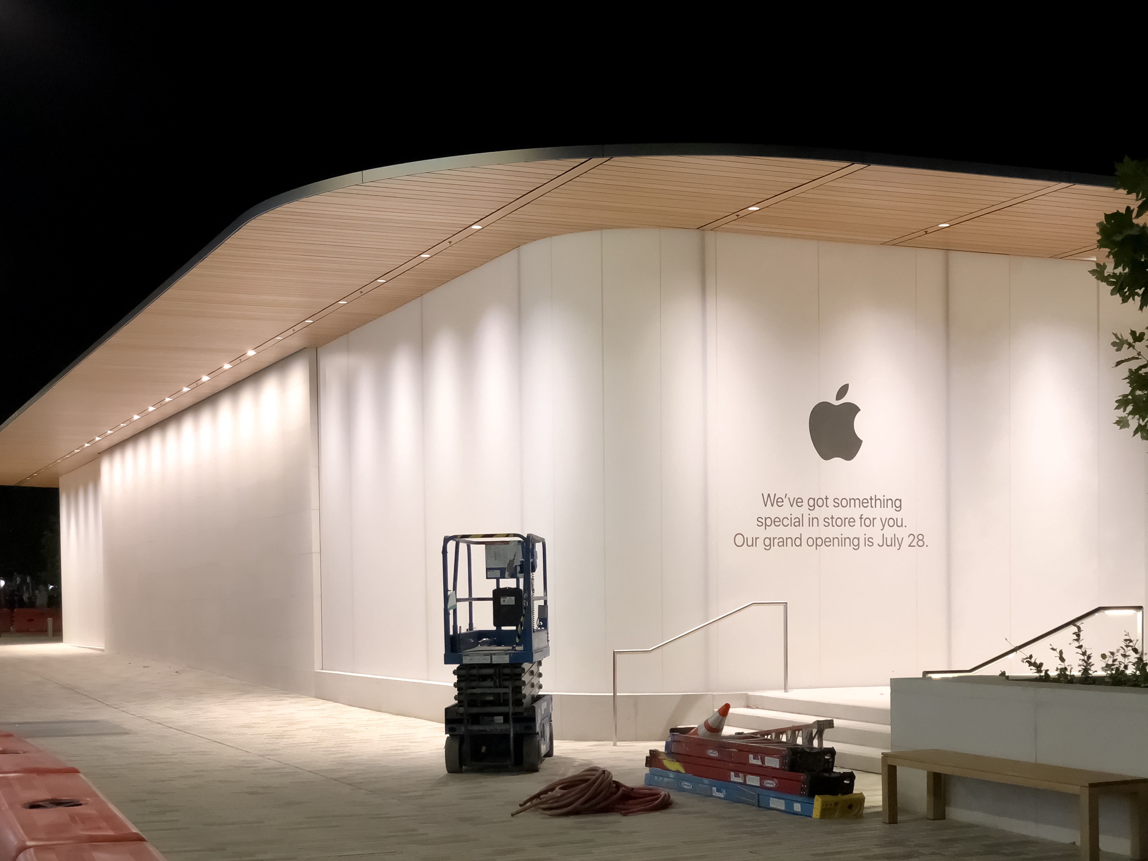 Apple store under construction