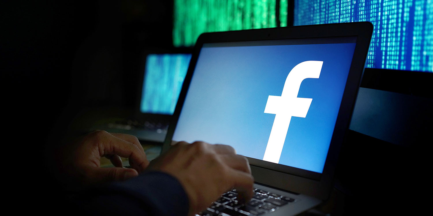 Facebook privacy concerns over human labelling of posts and photos