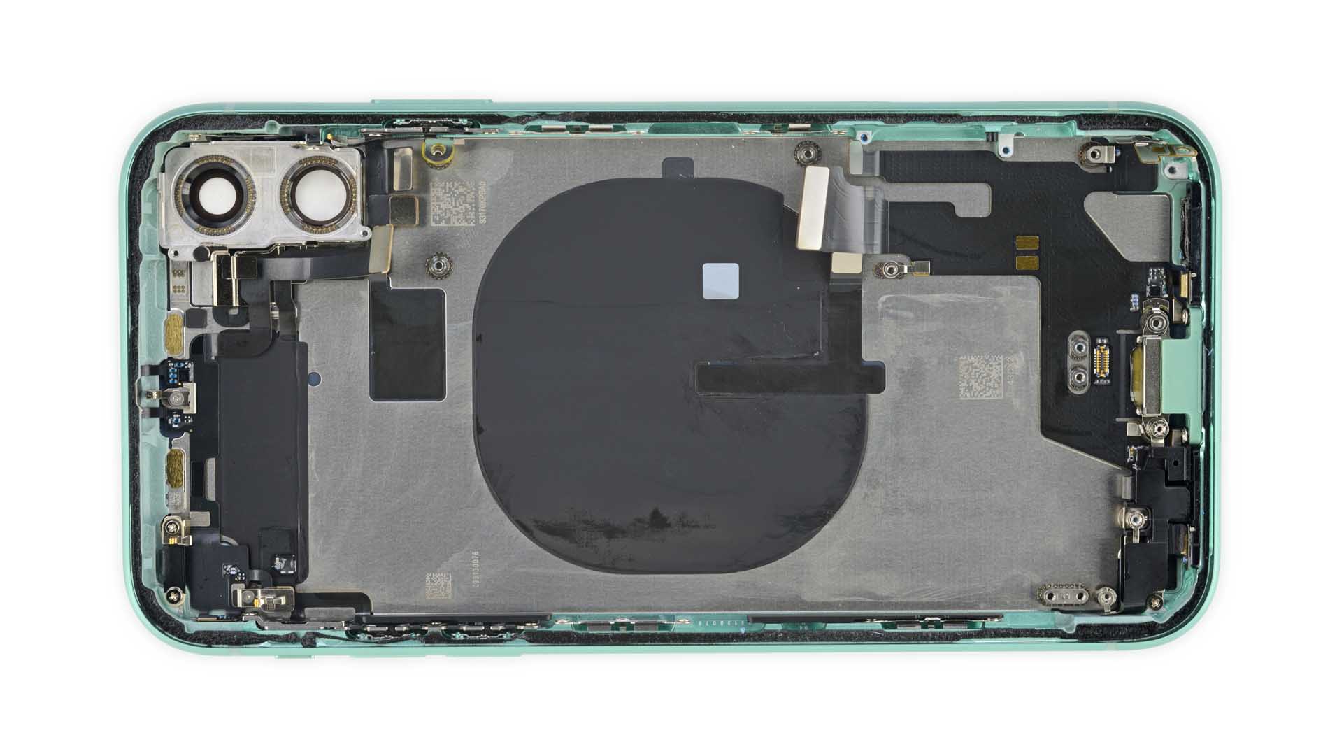 iPhone 11 teardown Qi coil