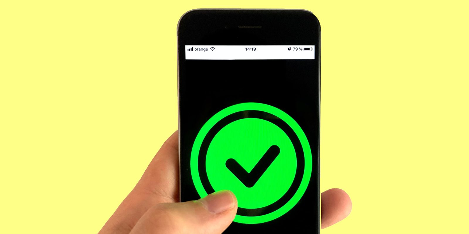 Apple anti-fraud engineer suggests App Store checks do not work