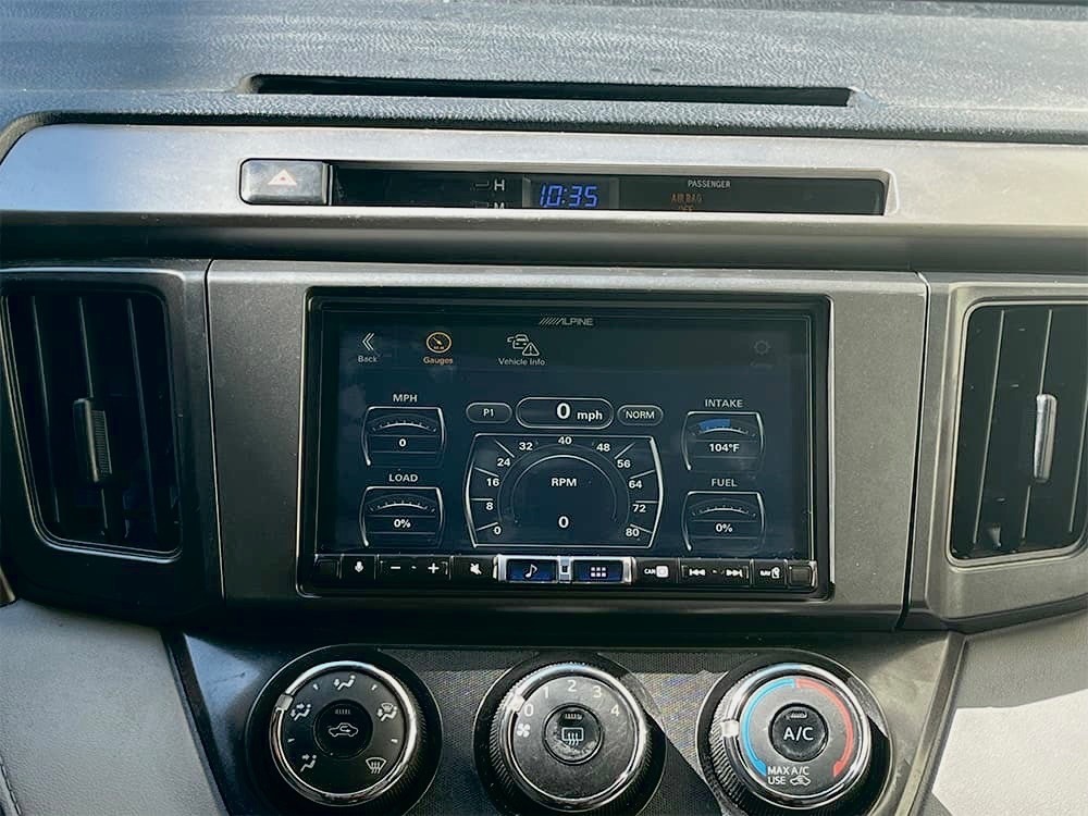 ilx507 review carplay android auto dashboard
