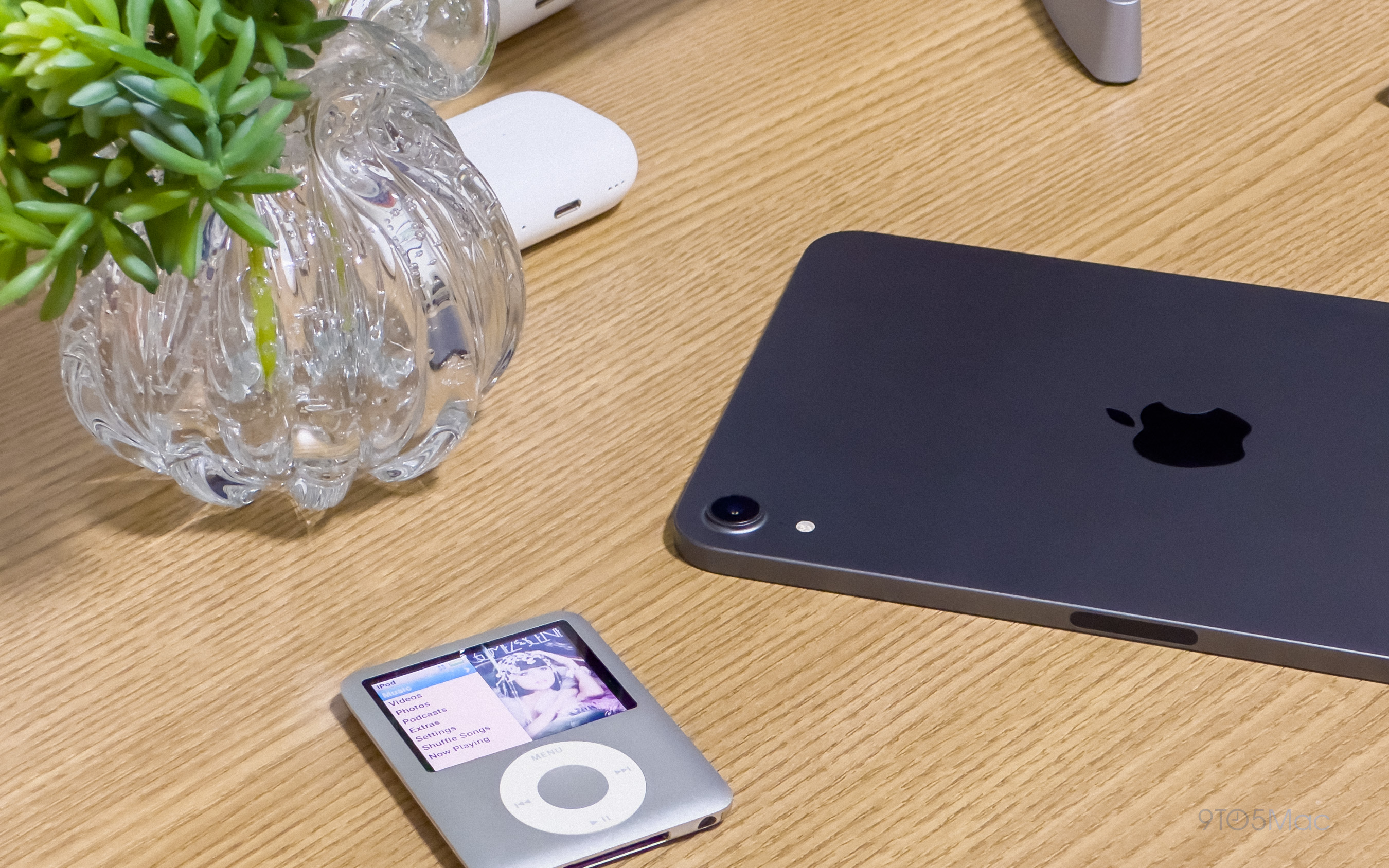 iPad mini 4 and iPod