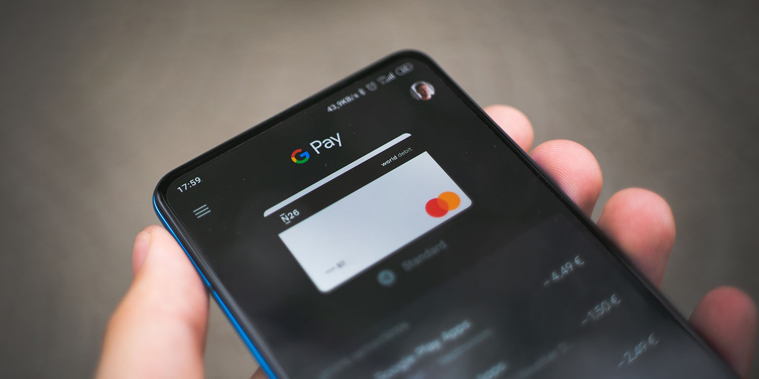 Google payment to Apple | Android phone making GPay payment