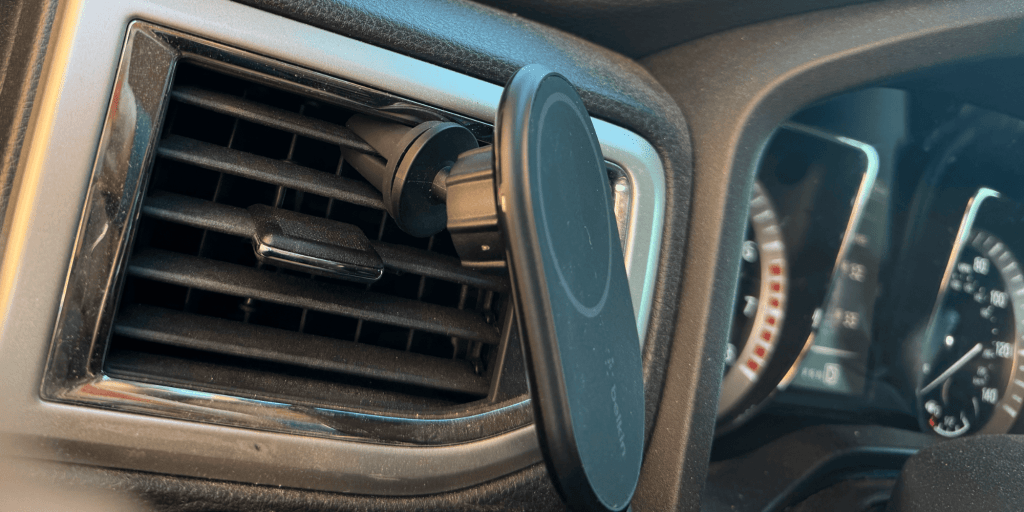 Belkin Magnetic Wireless Car Charger