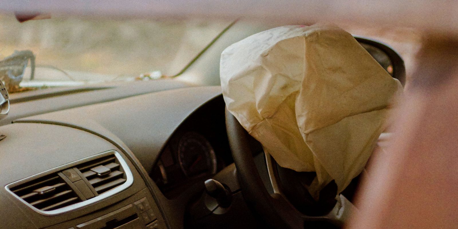 Apple Car airbag challenge | Steering wheel airbag deployed